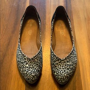 Toms Julie flat leopard print size 9